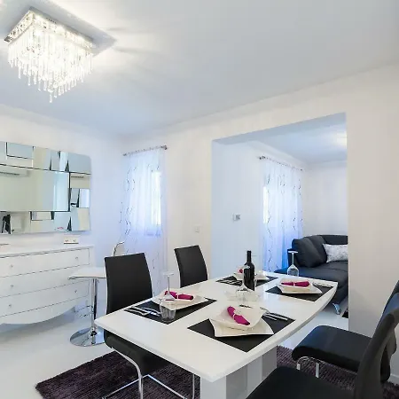 Beril Lux Apartman Rovinj