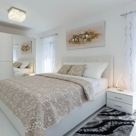 Apartment Beril Lux *